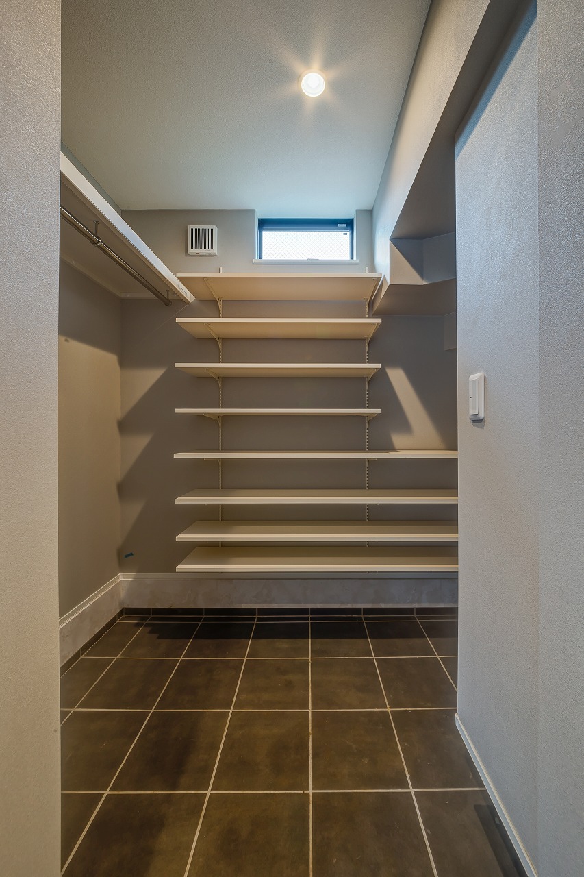 大きなシューズインクローゼット